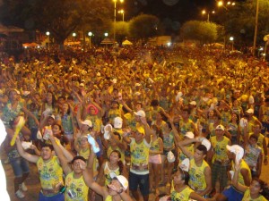 1962689_606186546122725_1465848845_n