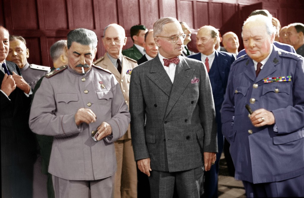 Stalin, Truman e Churchill na Conferência de Potsdam, em 1945